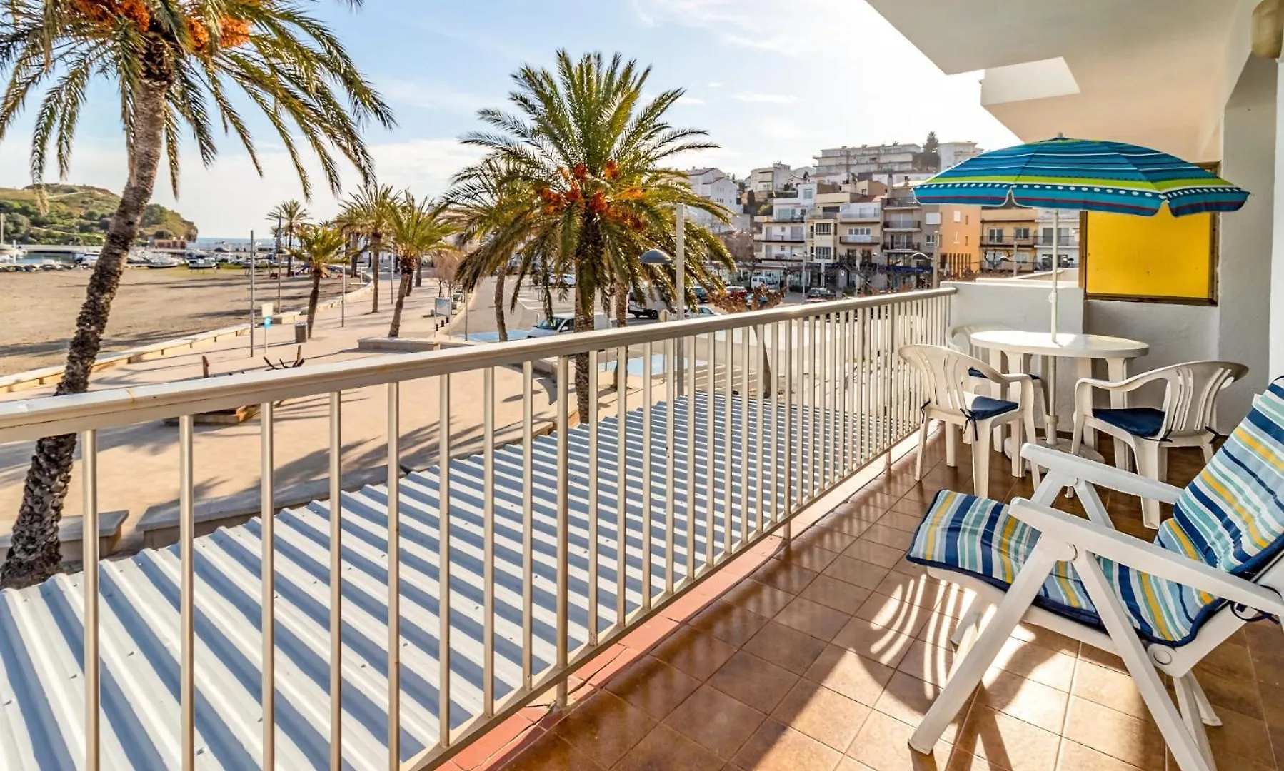 Port Llanca 30 Apartamento Primera Linea Mar Girona Apartment